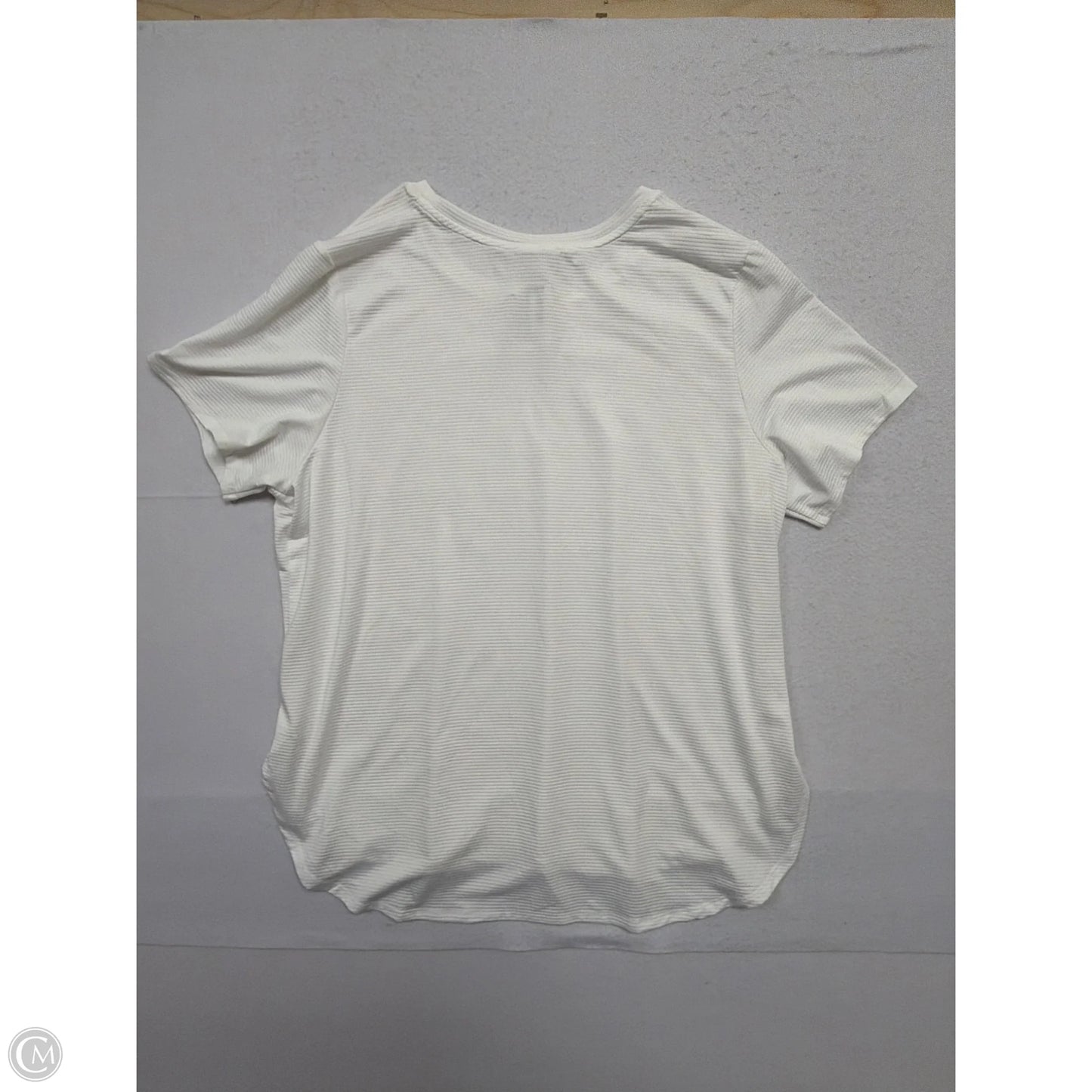 Athletic Top Short Sleeve By Clothes Mentor In White, Size: 1x