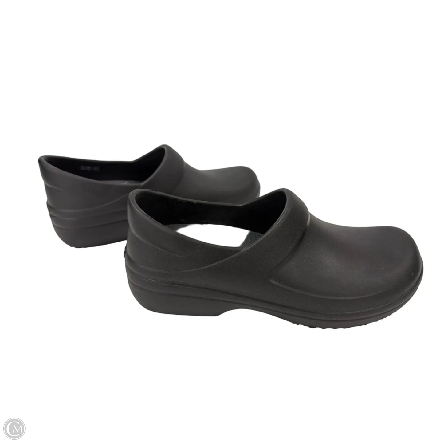 Shoes Flats By Crocs In Black, Size: 10