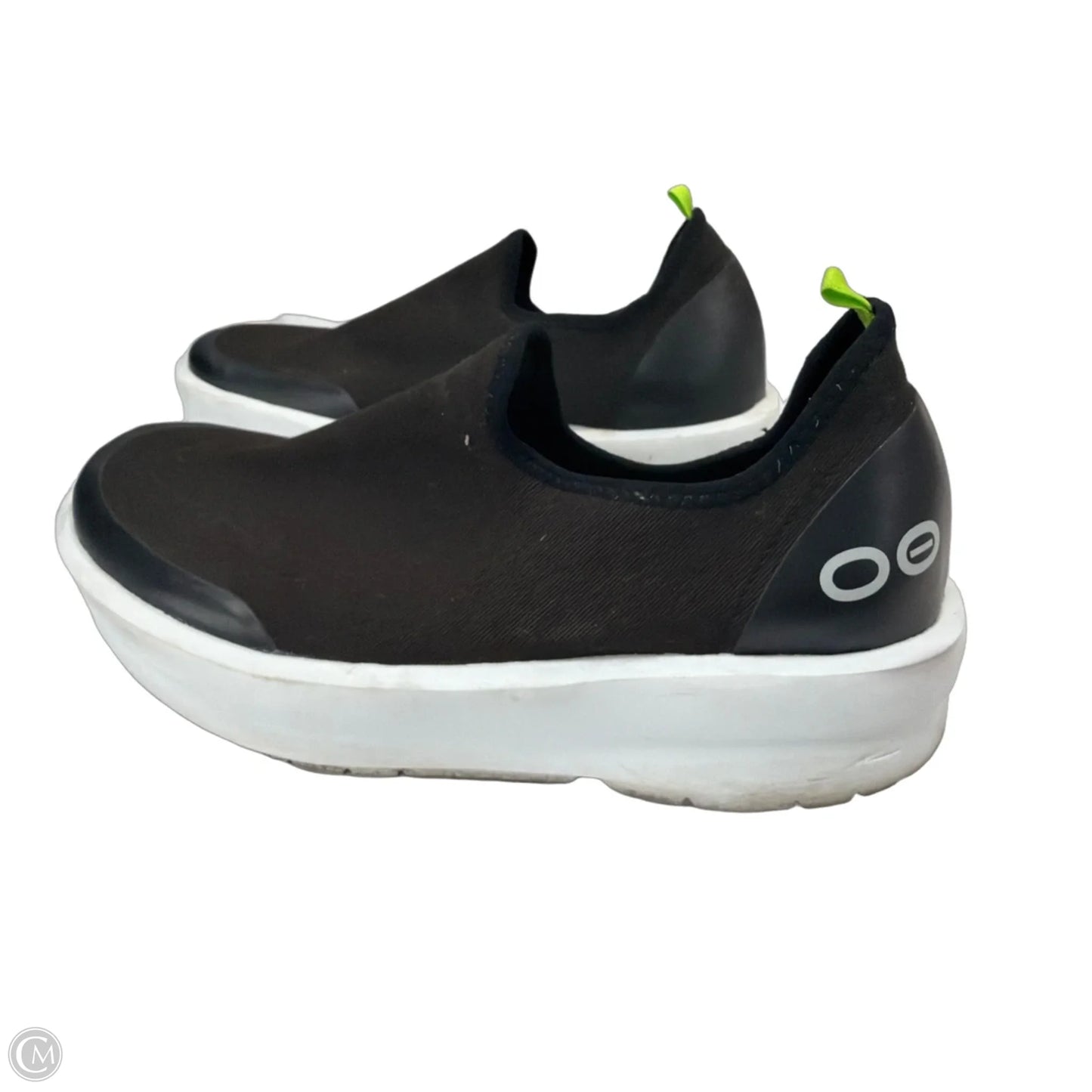 Shoes Flats By Oofos In Black, Size: 10