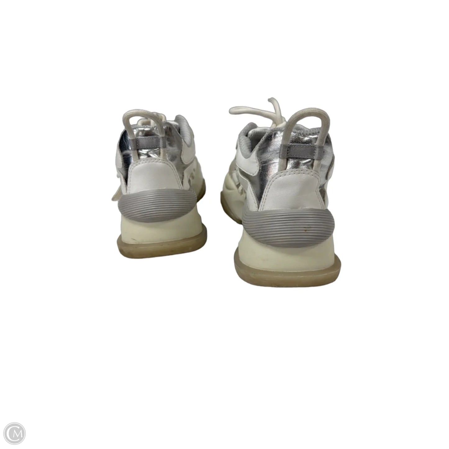 Shoes Sneakers By Steve Madden In White, Size: 7