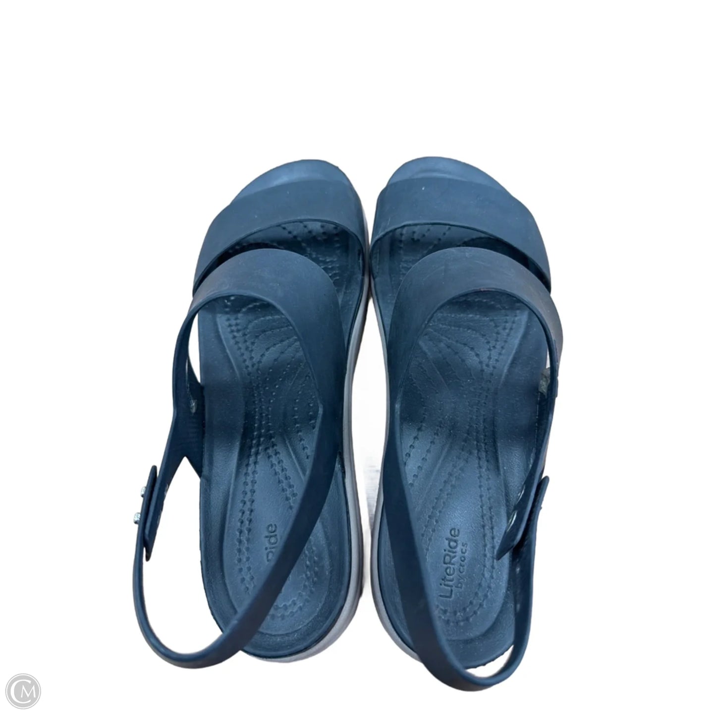Sandals Flats By Crocs In Black, Size: 8
