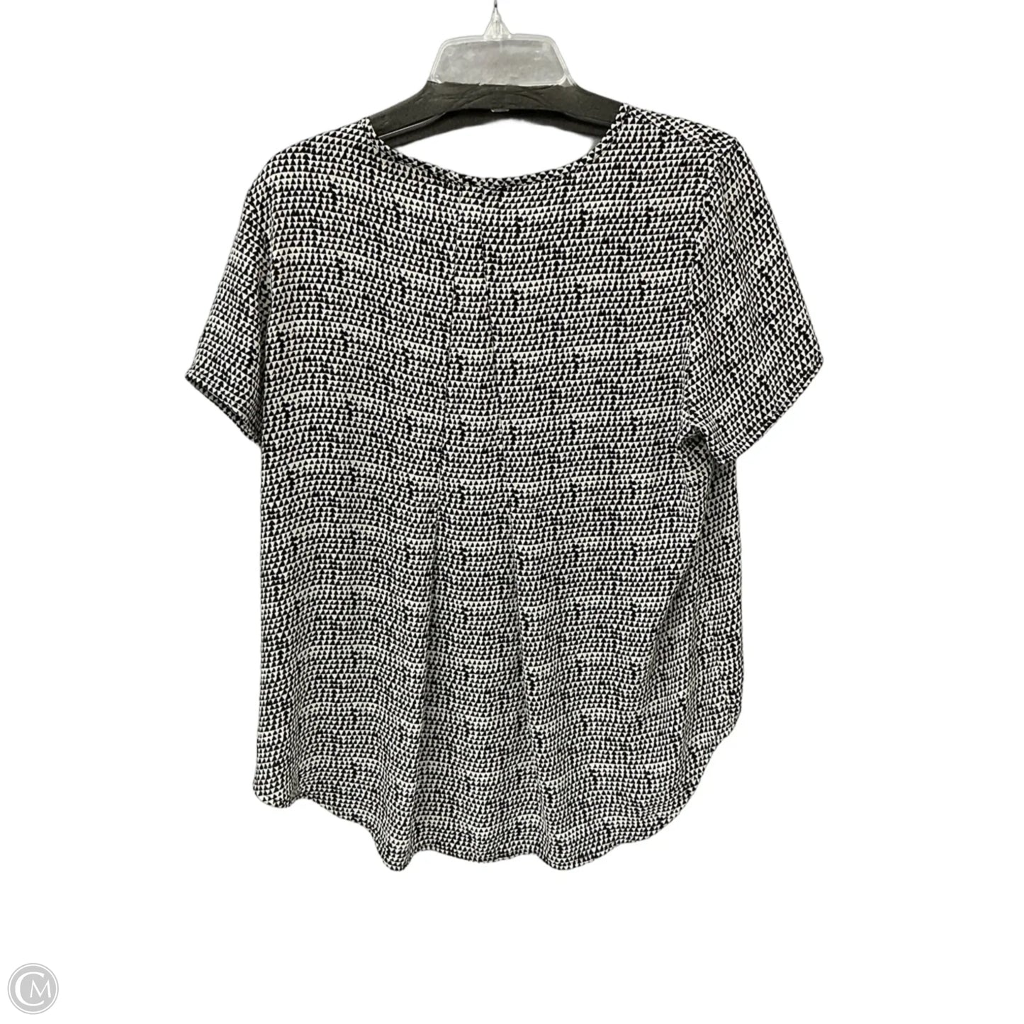 Top Short Sleeve By Pleione In Black, Size: L