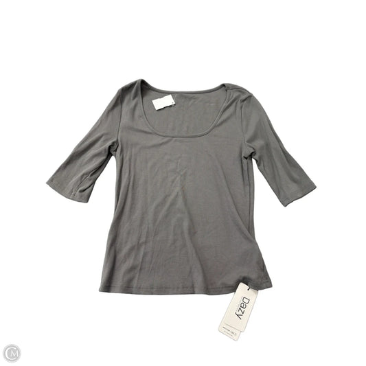 Top Short Sleeve Basic By Dazy In Grey, Size: Xl