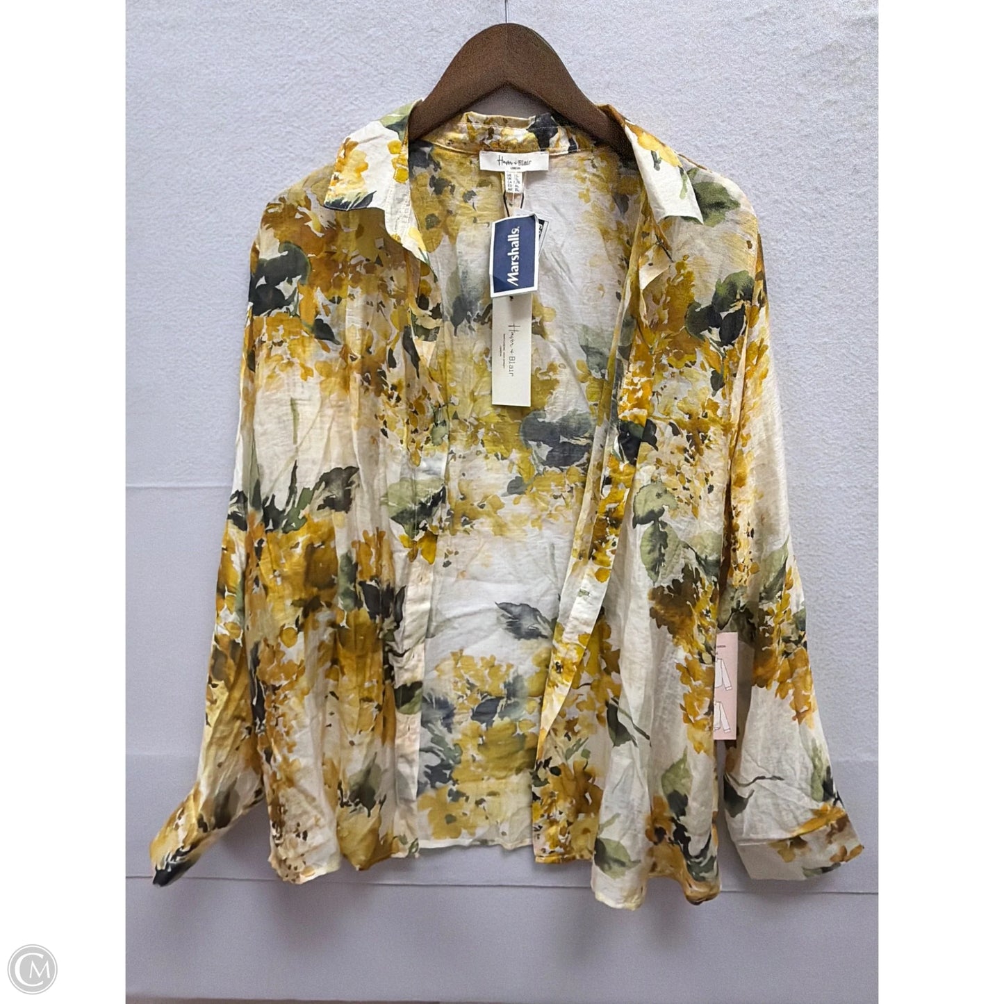 Top Long Sleeve By Clothes Mentor In Yellow, Size: Xl