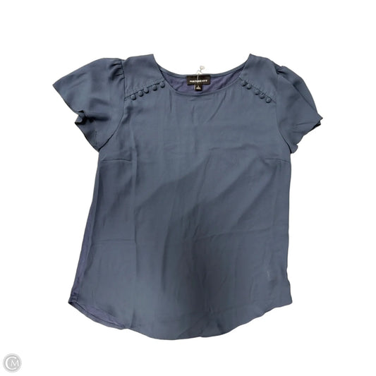 Top Short Sleeve By Fortune & Ivy In Blue, Size: S