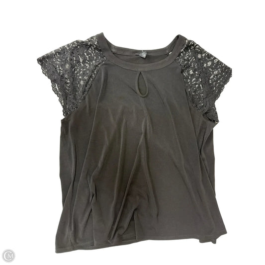 Top Short Sleeve By Torrid In Black, Size: 4x