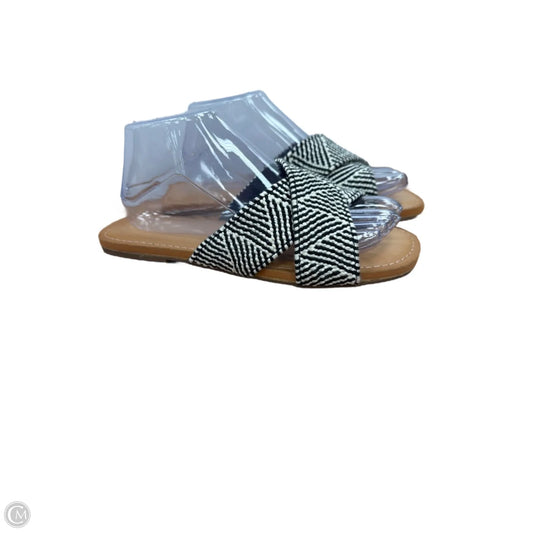 Sandals Flats By Old Navy In Black & Cream, Size: 8