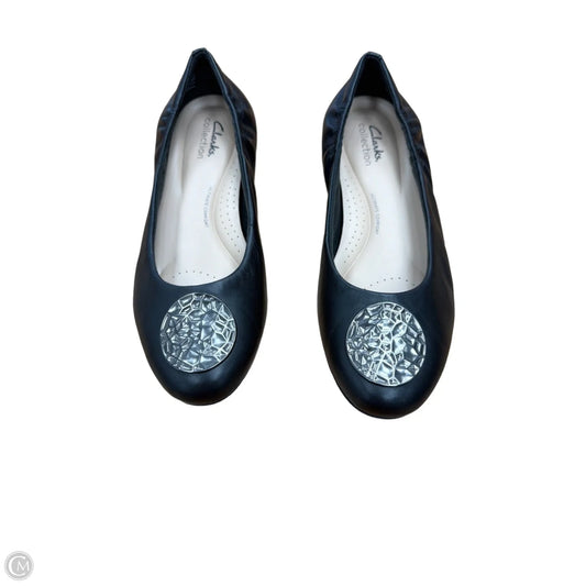 Shoes Flats By Clarks In Black, Size: 8