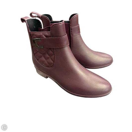 Boots Ankle Flats By Clothes Mentor In Maroon, Size: 7