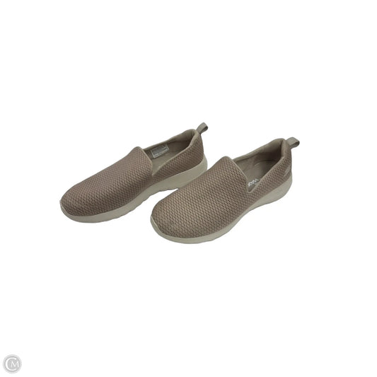 Shoes Flats By Skechers In Tan, Size: 6.5