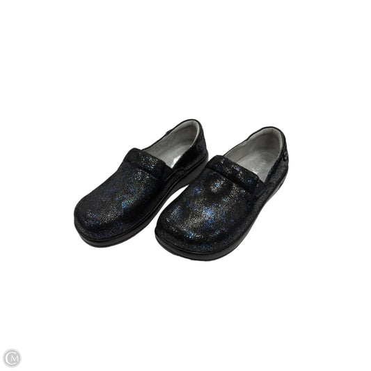 Shoes Flats By Alegria In Black, Size: 7