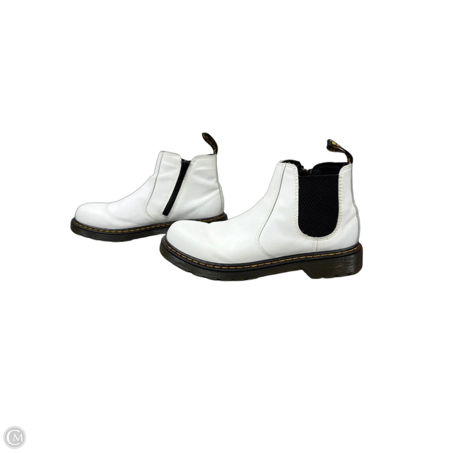 Boots Ankle Flats By Dr Martens In White, Size: 7