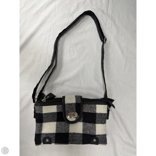 Crossbody By Clothes Mentor, Size: Medium