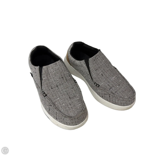 Shoes Flats By Clothes Mentor In Grey, Size: 6