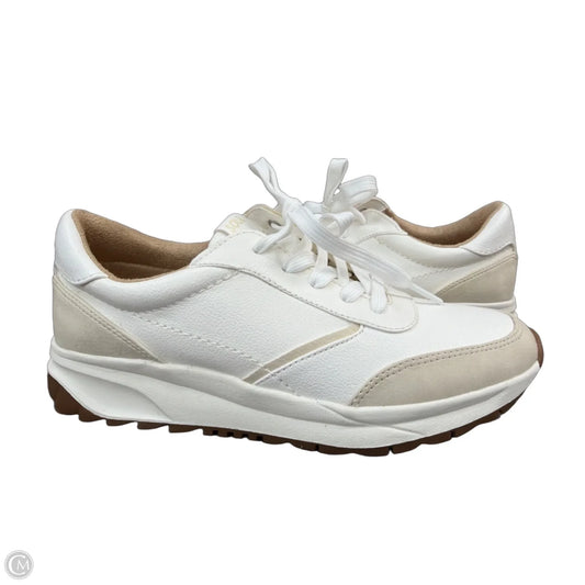 Shoes Sneakers By Naturalizer In Cream, Size: 6