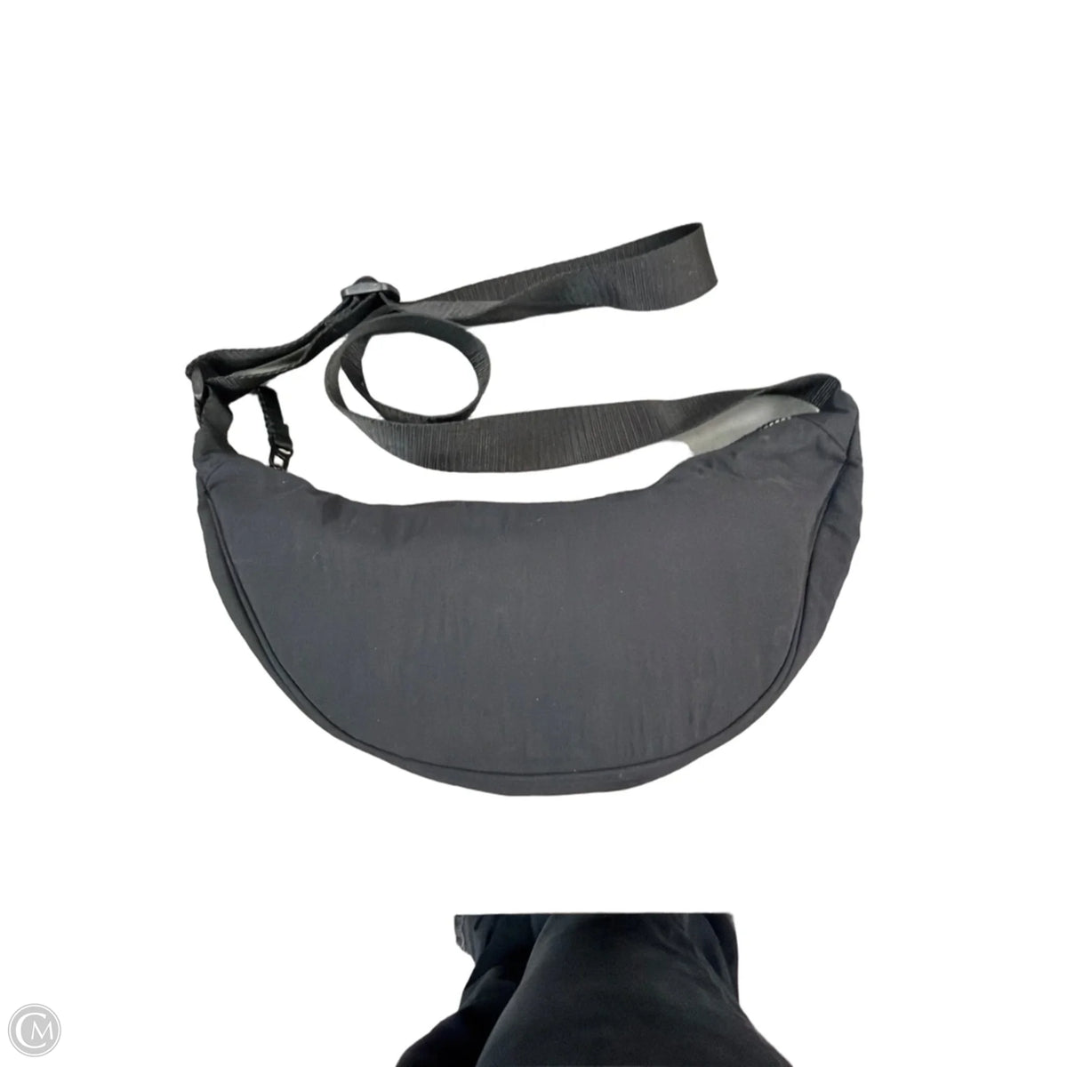 Crossbody By Clothes Mentor, Size: Medium