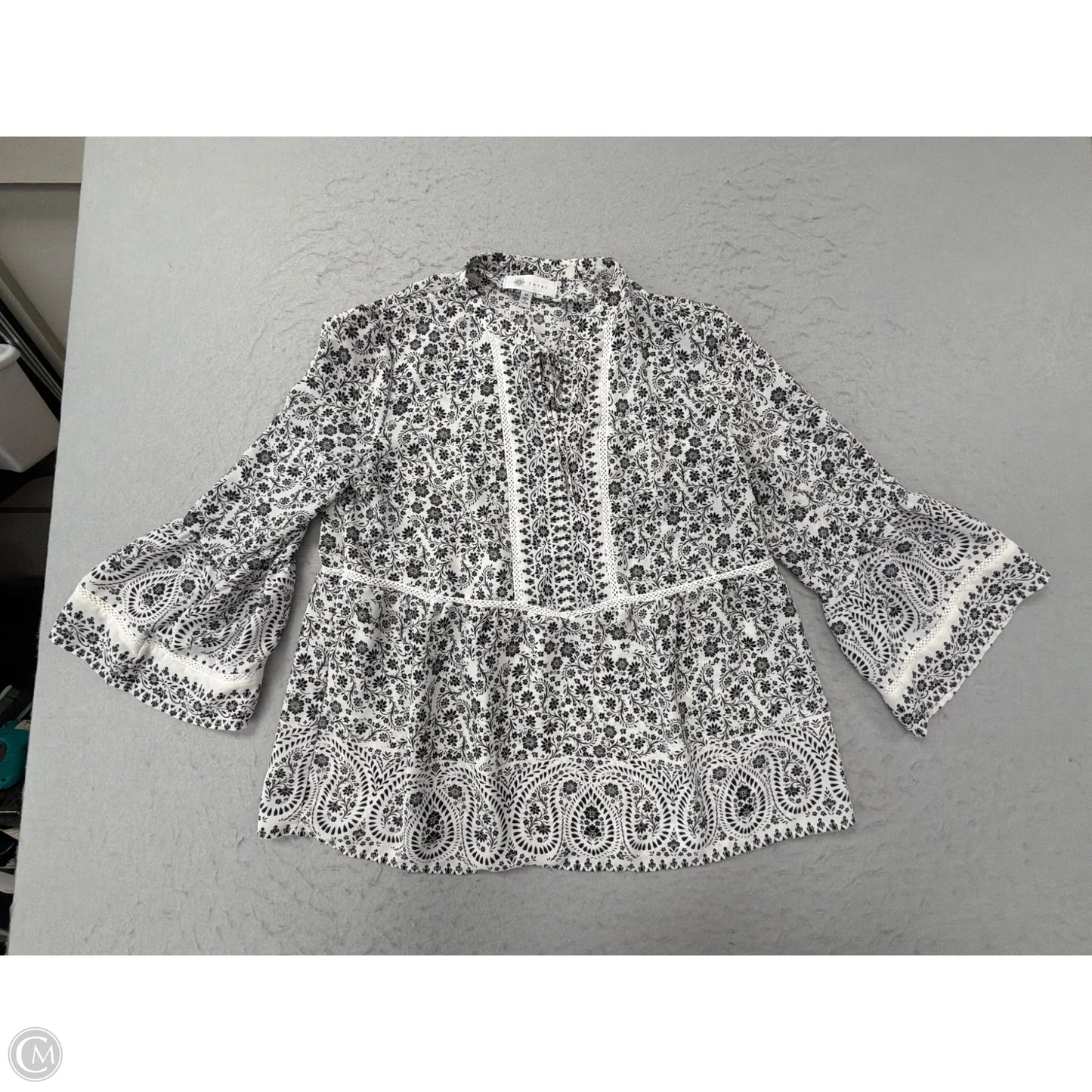Top Long Sleeve By Fever In Black & White, Size: M