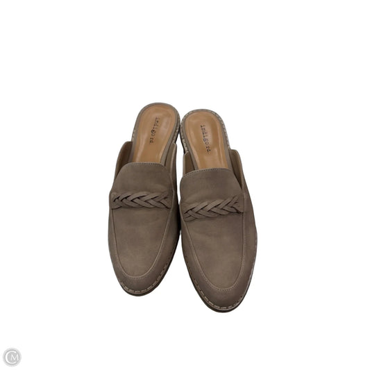 Shoes Flats By Indigo Rd In Tan, Size: 7