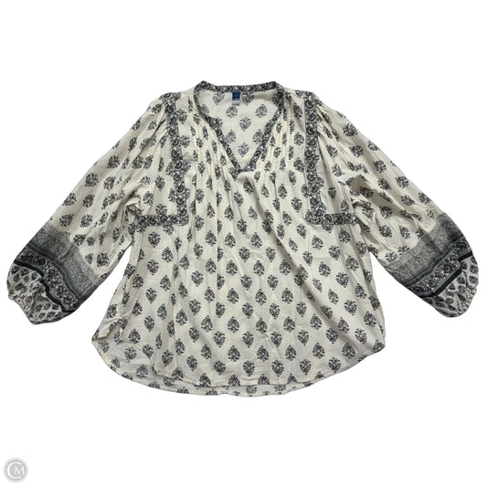 Top Long Sleeve By Old Navy In Cream & Grey, Size: Xl