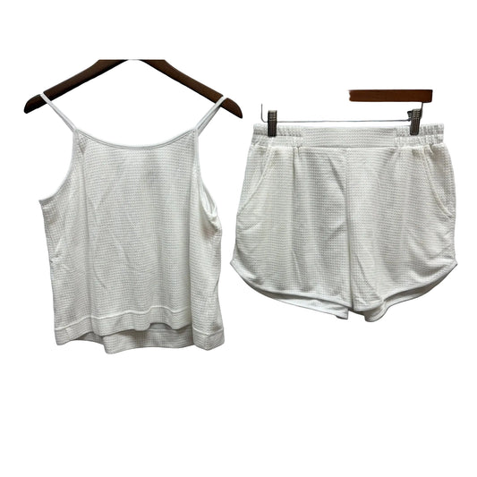 Shorts Set By Envy Divine In White, Size: 12