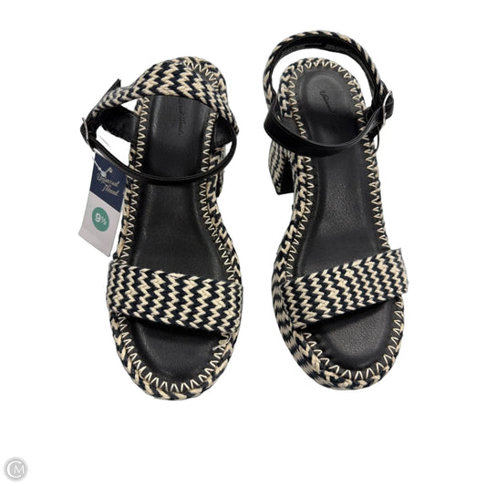 Sandals Heels Platform By Universal Thread In Black & Tan, Size: 9.5