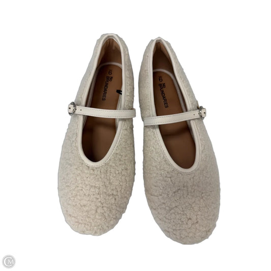 Shoes Flats By No Boundaries In White, Size: 9