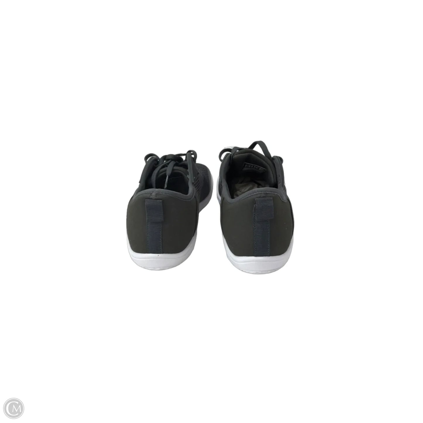 Shoes Sneakers By Clothes Mentor In Grey, Size: 9