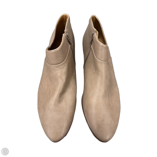 Boots Ankle Flats By Comfortview In Brown, Size: 10