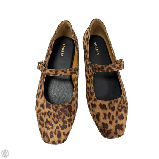 Shoes Flats By Torrid In Animal Print, Size: 11