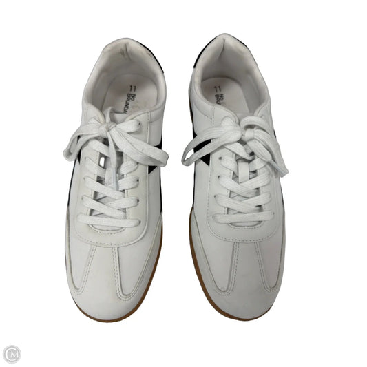 Shoes Sneakers By No Boundaries In Black & White, Size: 11