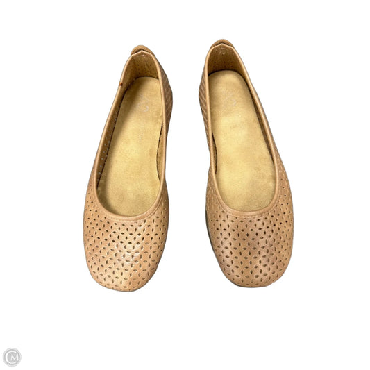 Shoes Flats By Clothes Mentor In Brown, Size: 6.5