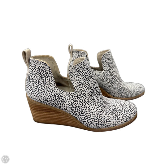 Boots Ankle Heels By Toms In Animal Print, Size: 8.5