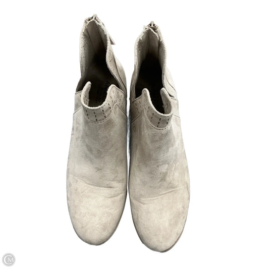 Boots Ankle Heels By Arizona In Tan, Size: 7