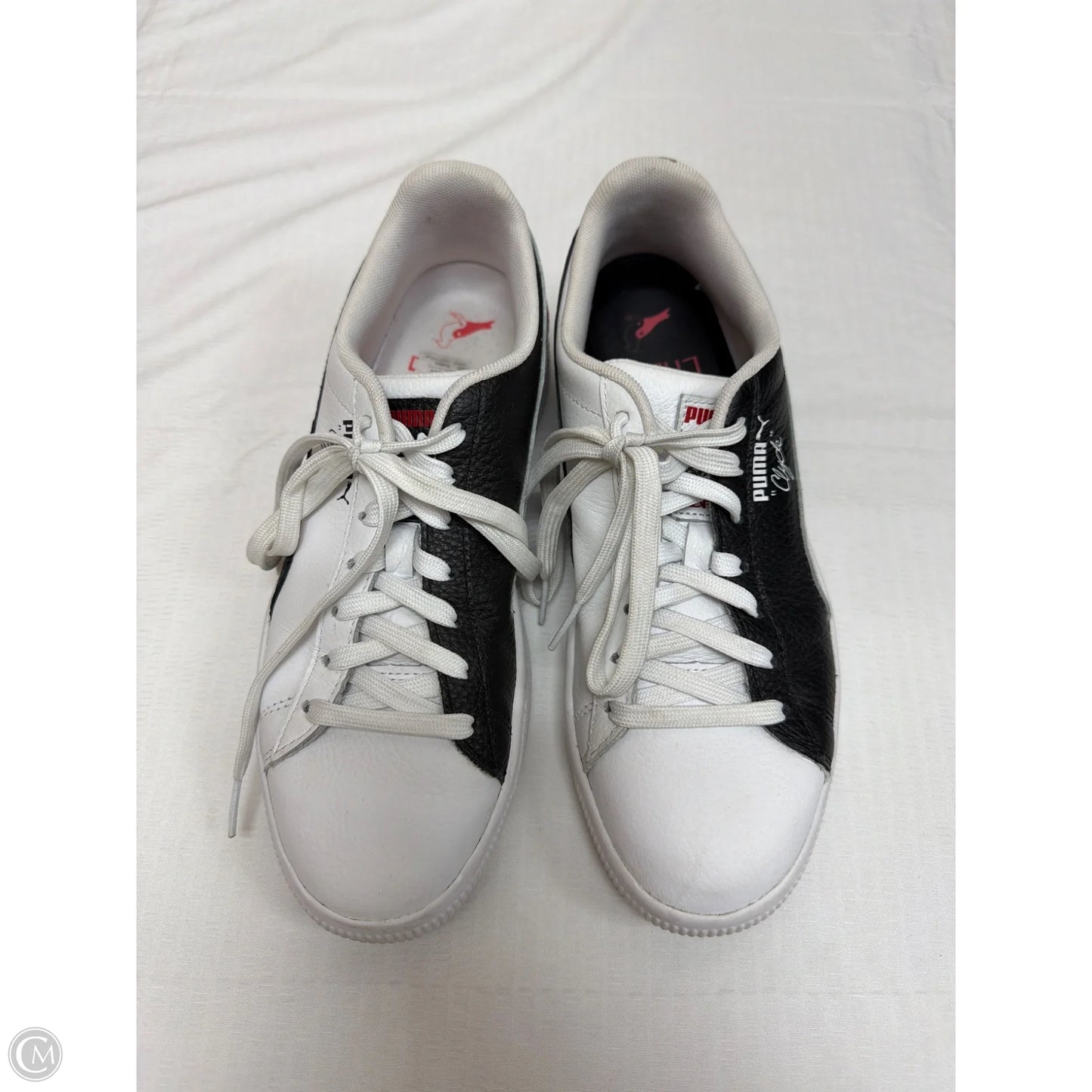 Shoes Sneakers By Puma In Black & White, Size: 8