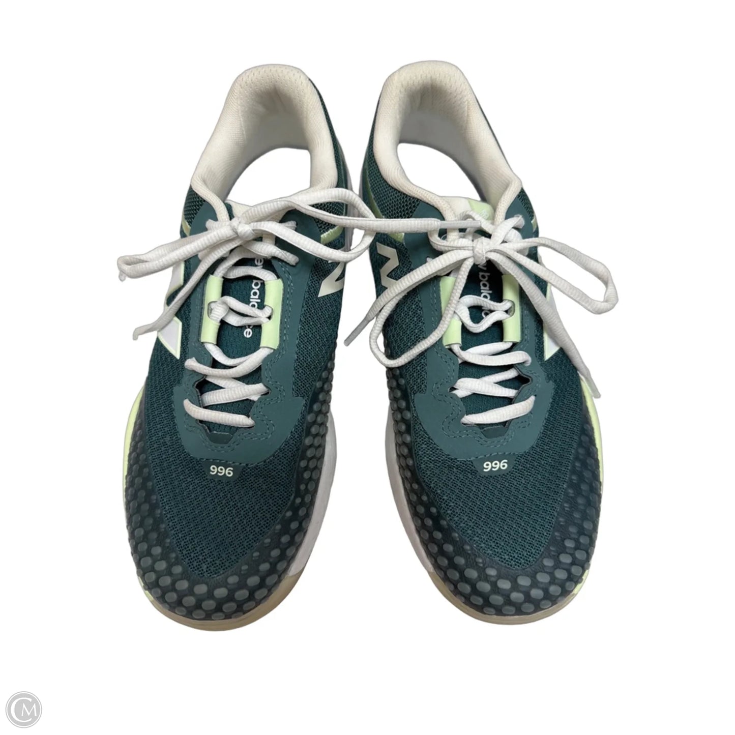 Shoes Athletic By New Balance In Green & White, Size: 9.5