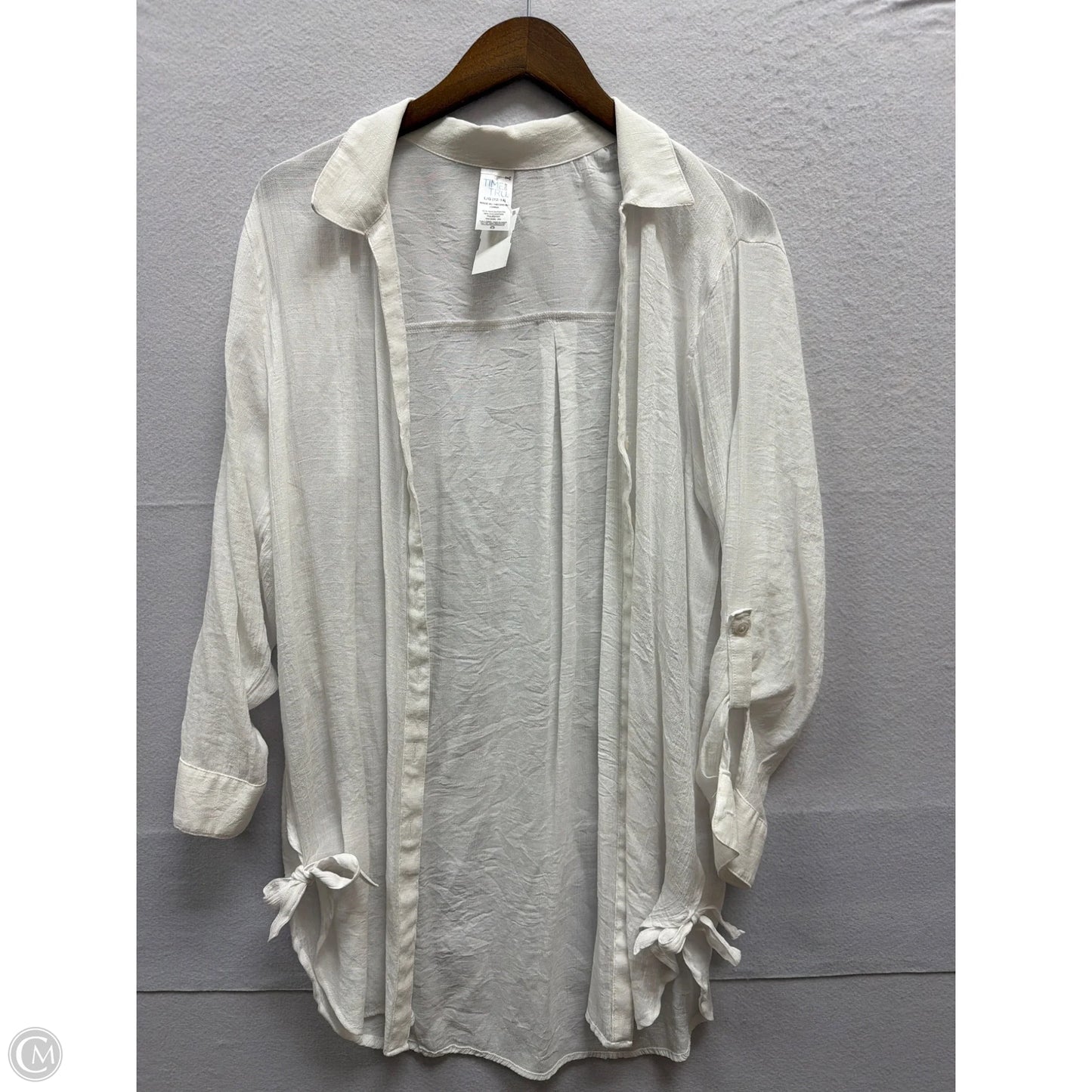 Top Long Sleeve By Time And Tru In White, Size: L