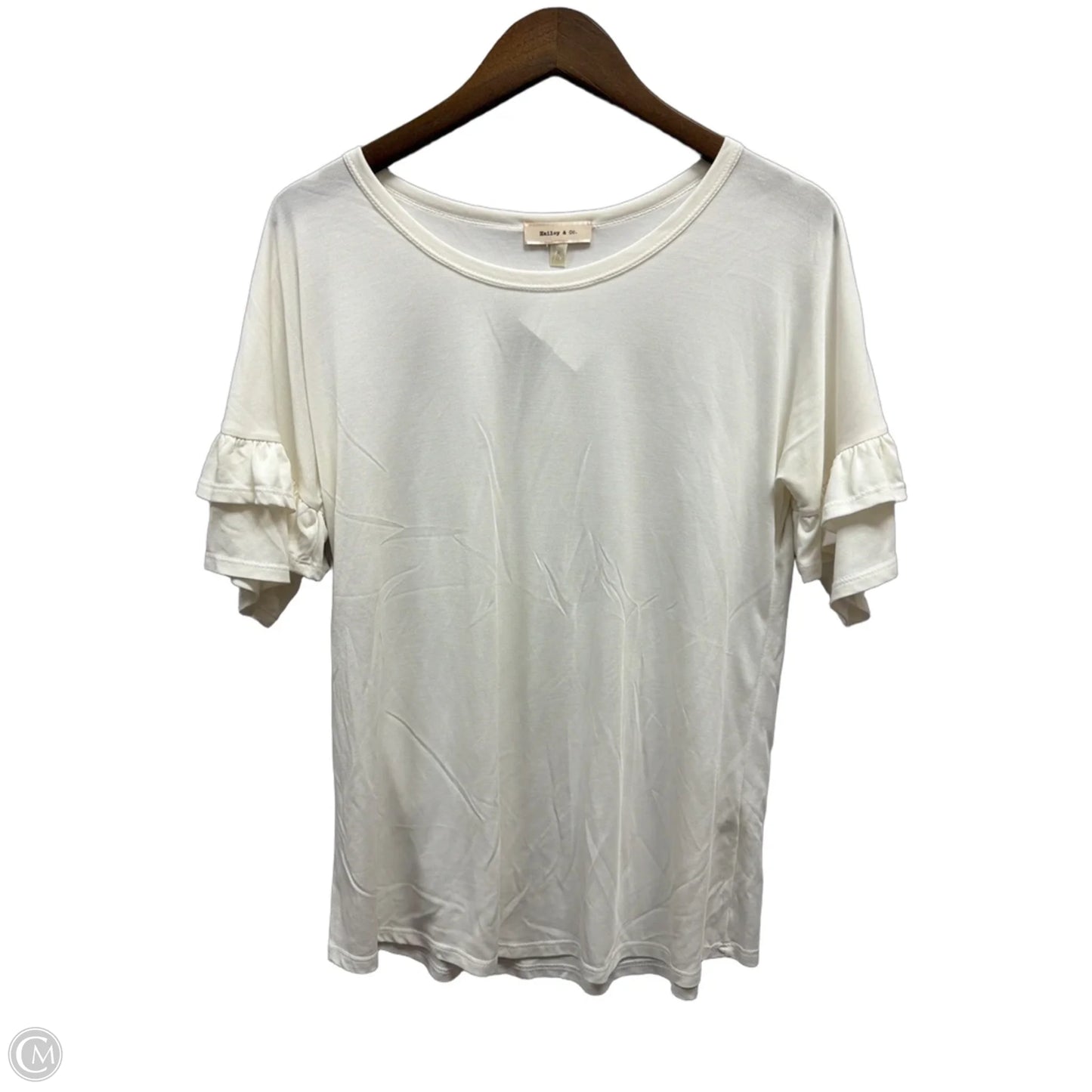 Top Short Sleeve By Hailey & Co In Cream, Size: M