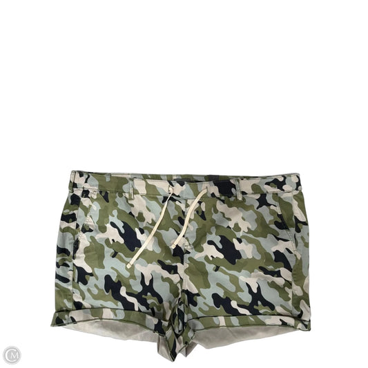 Shorts By Torrid In Camouflage Print, Size: 30