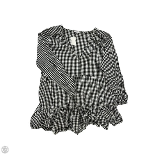 Tunic Long Sleeve By Clothes Mentor In Checkered Pattern, Size: M
