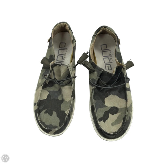 Shoes Flats By Hey Dude In Camouflage Print, Size: 6