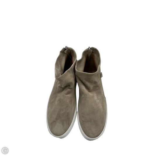 Shoes Flats By IDP In Beige, Size: 8.5
