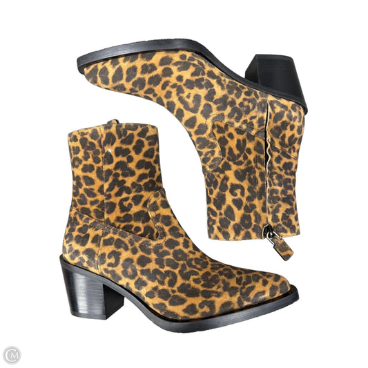 Boots Designer By Stuart Weitzman In Animal Print, Size: 6