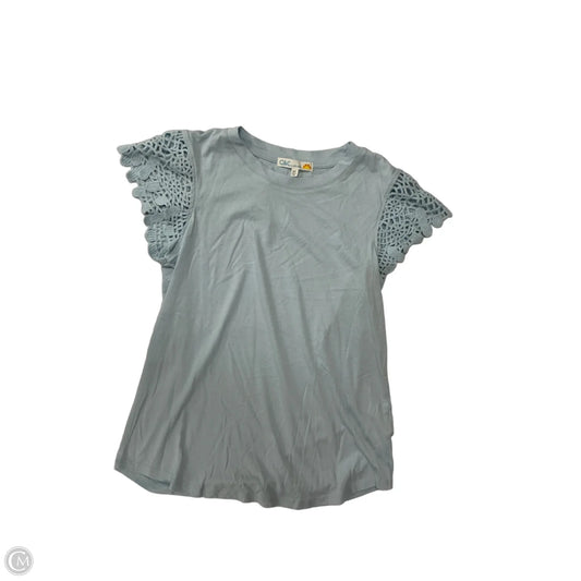 Top Short Sleeve By C And C In Blue, Size: Xs