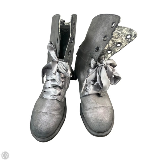 Boots Designer By Dr Martens In Grey, Size: 9