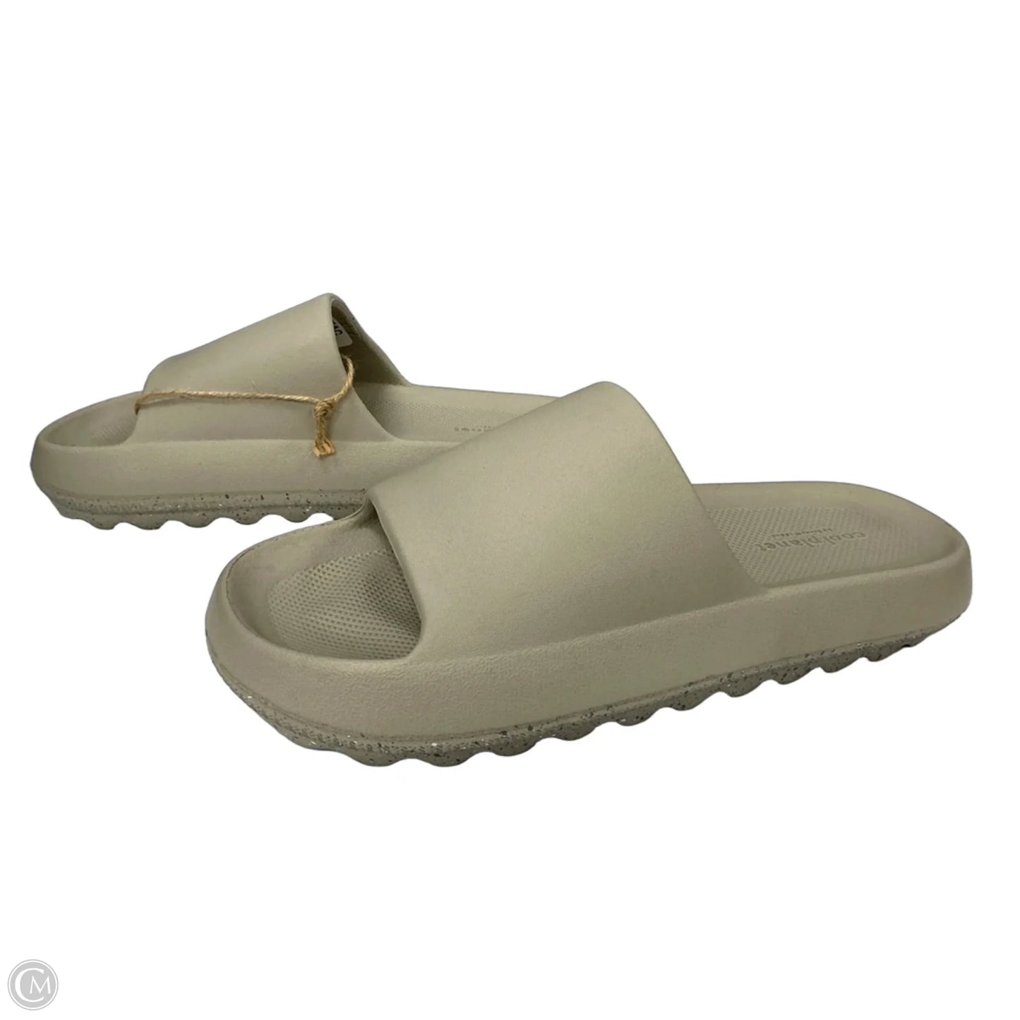Sandals Flats By Clothes Mentor In Tan, Size: 8.5