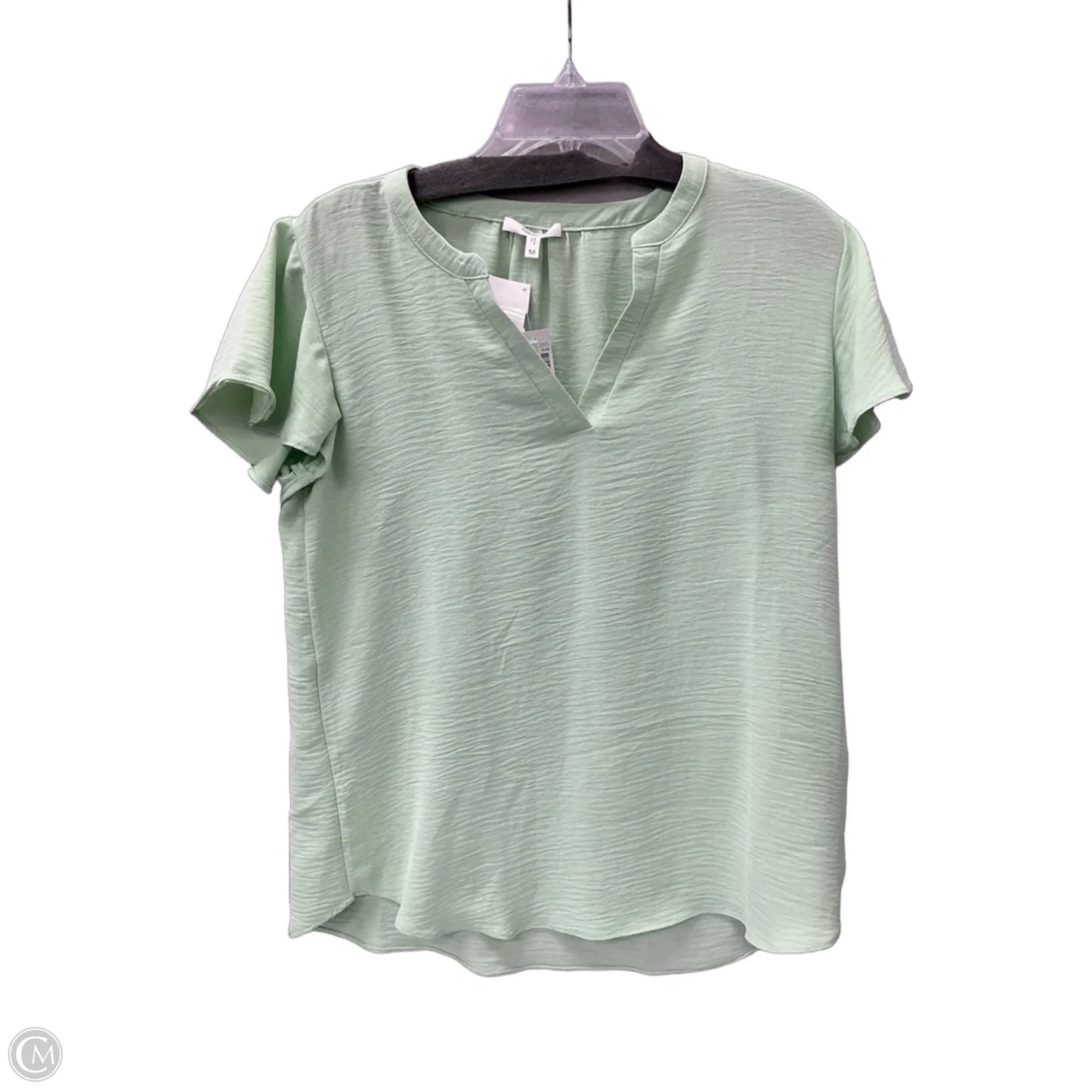 Top Short Sleeve By Maurices In Green, Size: M