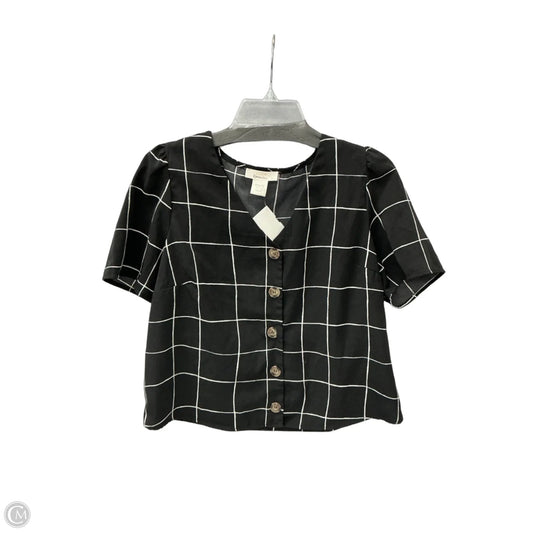 Top Short Sleeve By Urban Romantics In Black, Size: M